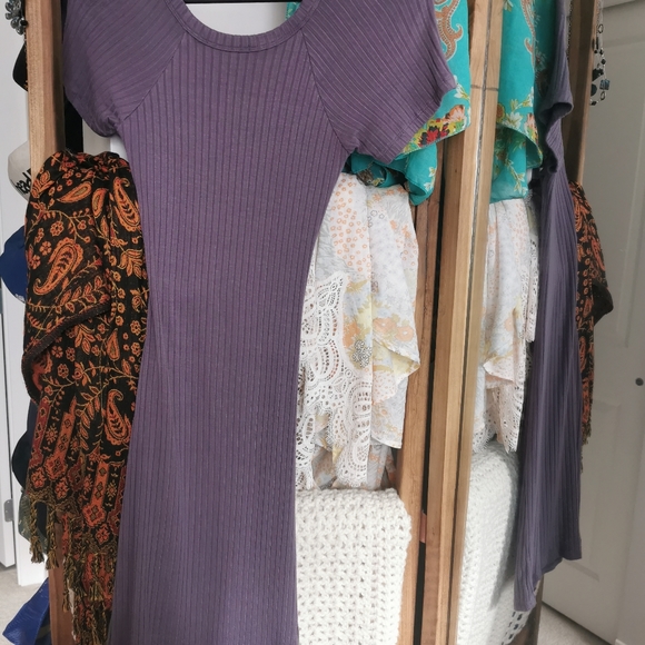 Sleek and sassy dress - Picture 3 of 3